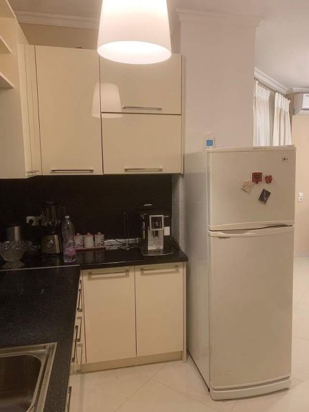 Tirane, jepet me qera apartament 3+1+BLK Kati 3, 121 m² 1.000 Euro (Rruga Islam Alla)