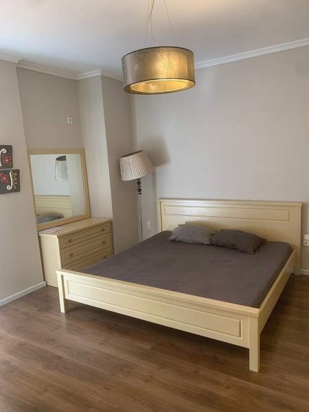 Tirane, jepet me qera apartament 3+1+BLK Kati 3, 121 m² 1.000 Euro (Rruga Islam Alla)