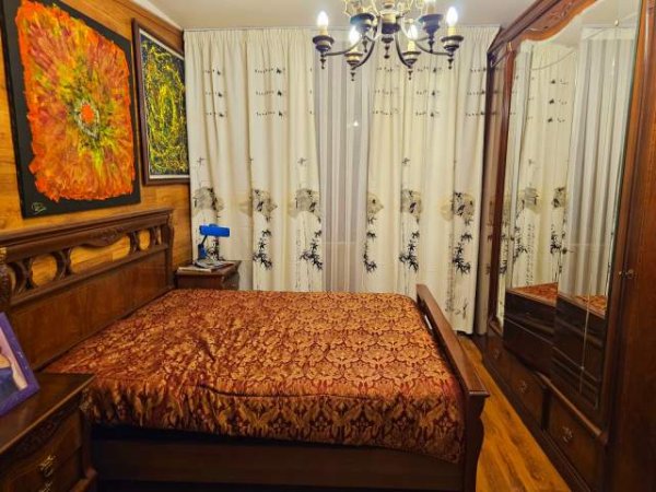 Tirane, jepet me qera apartament 4+1+BLK Kati 12, 170 m² 1.500 Euro (shallvaret)