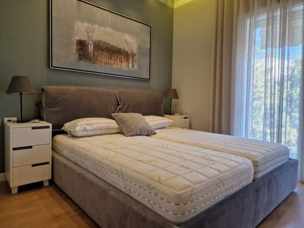 Tirane, jepet me qera apartament 2+1+BLK Kati 1, 109 m² 900 Euro (Selita e Vjeter)