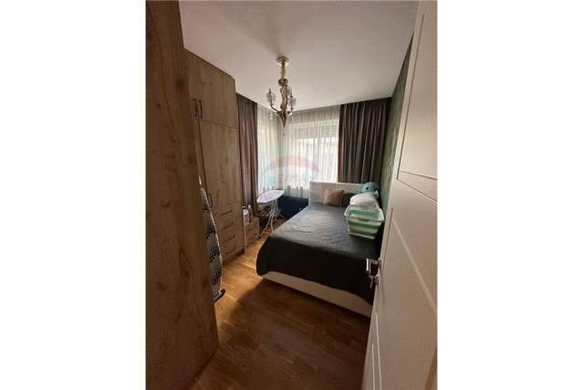 Tirane, shitet apartament 3+1 Kati 8, 130 m² 320.000 Euro (Rr. e Elbasanit)