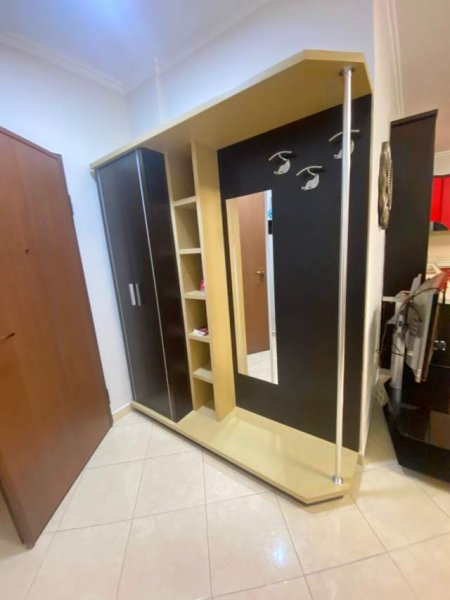 Tirane, jepet me qera apartament 1+1+BLK Kati 3, 67 m² 450 Euro (Rruga Peti)