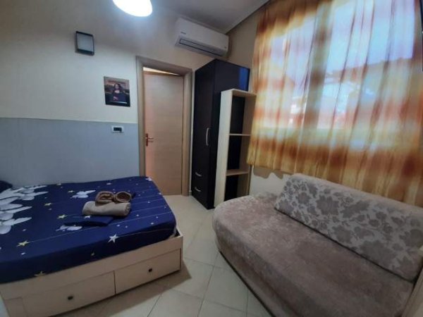 Tirane, jepet me qera apartament 1+1 Kati 2, 60 m² 350 Euro (Siri Kodra)
