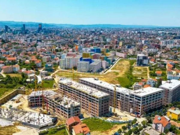 Tirane, jepet me qera garsonier Kati 0, 217 m² 3.000 Euro (Rezidenca Kaimi)