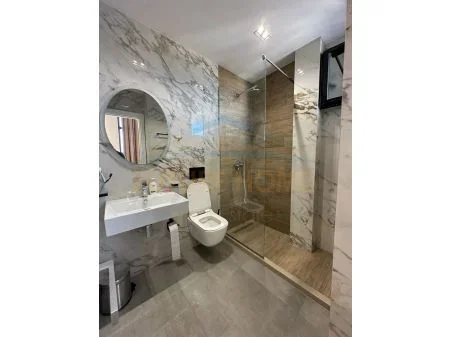 Durres, shitet apartament 2+1 Kati 19, 132 m² 368200Euro (VOLLGA)