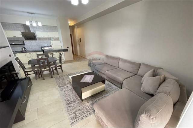 Tirane, jepet me qera apartament 2+1+A+BLK Kati 3, 84 m² 1.000 Euro (Ibrahim Rrugova)