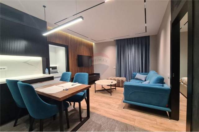 Tirane, jepet me qera apartament 2+1+BLK Kati 4, 85 m² 1.000 Euro (Rruga e Barrikadave)