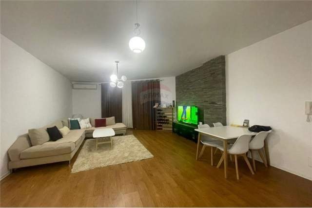 Tirane, jepet me qera apartament 1+1+BLK Kati 3, 85 m² 500 Euro (Rruga e Ullishtes)