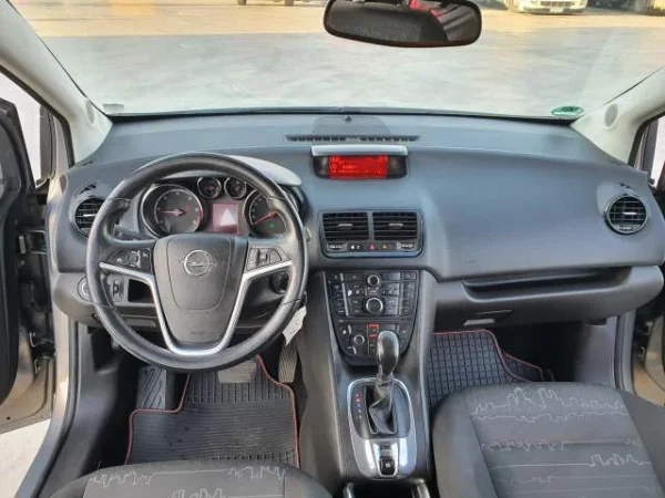 Opel Meriva 1,7 TDCI Automatik Klima Viti 2011  5400 euro