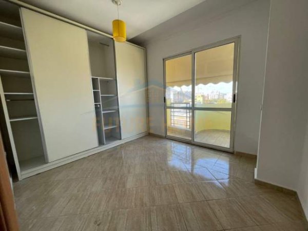 Tirane, shitet apartament Kati 5, 68 m²  (Dritan Hoxha)