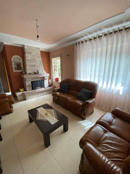 Tirane, shitet apartament 4+1+A+BLK Kati 1, 151 m² 220.000 Euro (Bulevardi Zhan Dark)