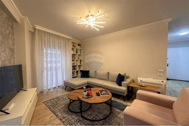 Tirane, jepet me qera apartament 2+1+BLK Kati 7, 86 m² 700 Euro (Frosina Plaku)