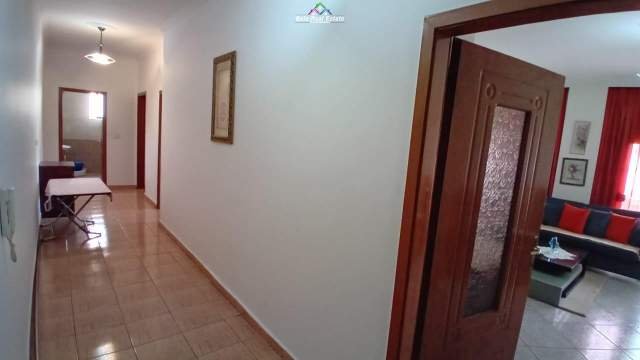 Tirane, jepet me qera apartament 2+1 Kati 3, 100 m² 400 Euro (Kinostudio)