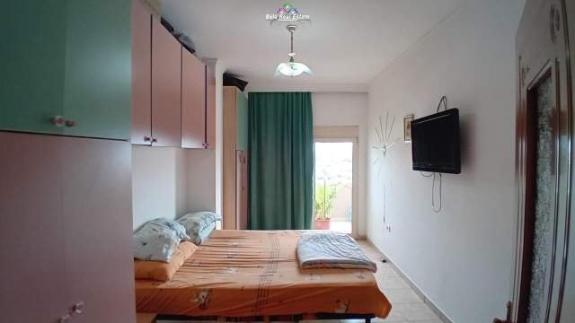 Tirane, jepet me qera apartament 2+1 Kati 3, 100 m² 400 Euro (Kinostudio)