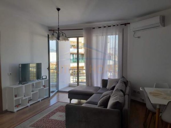 Tirane, jepet me qera apartament 2+1+A+BLK Kati 7, 100 m² 500 Euro