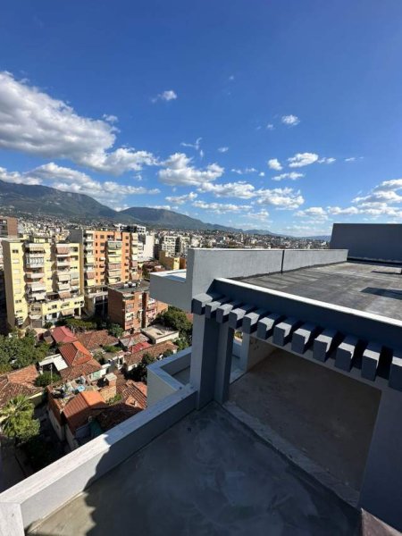 Tirane, shitet apartament 2+1+BLK Kati 9, 1.424 m² 276.000 Euro