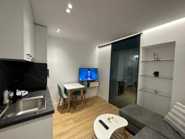 Tirane, shitet apartament 1+1 108 m² 250.000 Euro (rruga e durresit)
