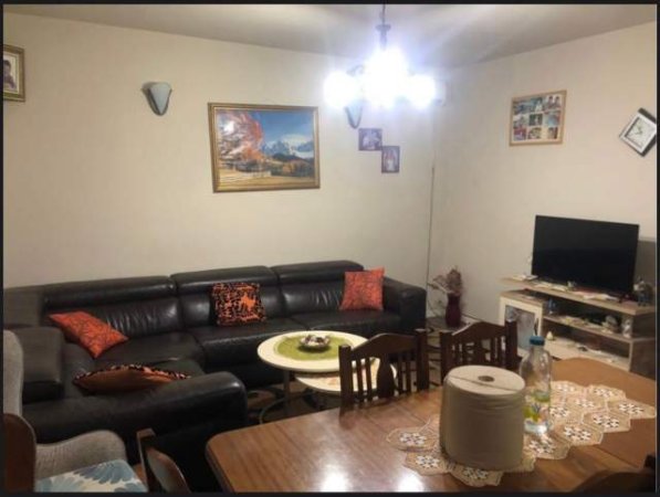 Tirane, shitet shtepi 2 Katshe Kati 2, 207 m² 180.000 Euro (Rruga 5 Maji)