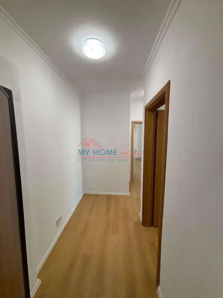 Tirane, shitet apartament 2+1+Ballkon Kati 2, 89 m² 140.000 € (Fresk)