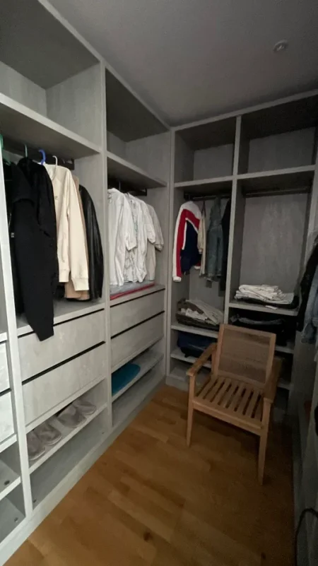 Tirane, shitet Vile Vile 1 Katshe , 1.000 m² 1.200.000 € (Vishnje)