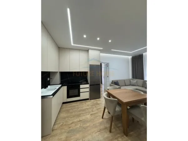Tirane, jepet me qera apartament 2+1 Kati 4, 73 m² 500 € (Color Splash Residence , Paskuqan)