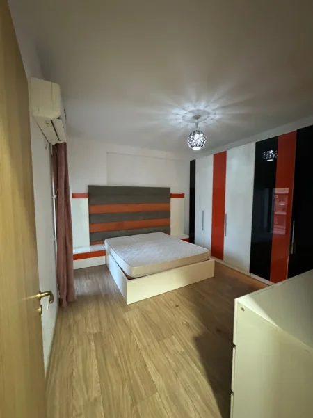 Tirane, jepet me qera apartament 2+1 Kati 8, 90 m² 550 € (Rruga Aleksandri i madh)