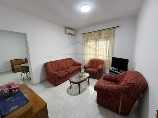 Tirane, shitet apartament 1+1+Ballkon Kati 6, 61 m² 140.000 € (Rruga e Elbasanit)