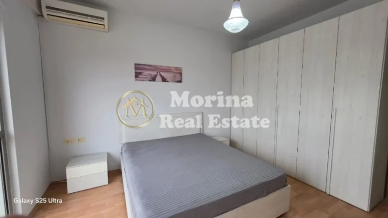 Tirane, jepet me qera apartament 2+1 Kati 3, 100 m² 500 € (Concord Center)