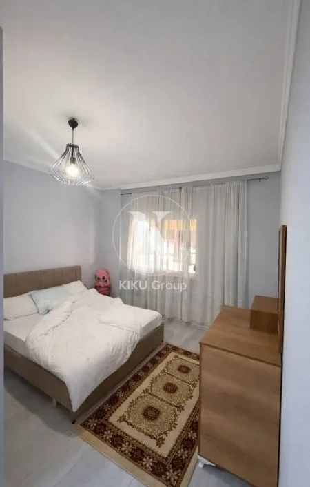 Tirane, jepet me qera apartament 1+1 Kati 1, 70 m² 600 € (Te Selvia)