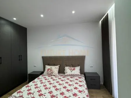 Tirane, jepet me qera apartament 2+1+Ballkon Kati 4, 74 m² 500 € (Paskuqan)