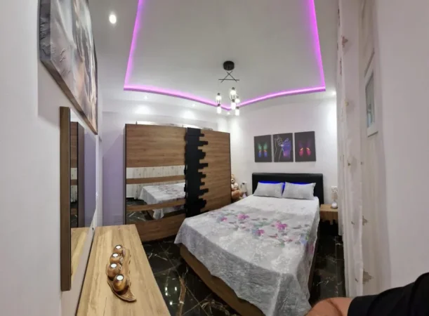 Tirane, shitet truall , 306 m² 400.000 € (QSUT)