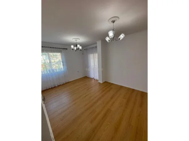 Tirane, shes apartament 2+1 Kati 2, 89 m² 135.000 € 