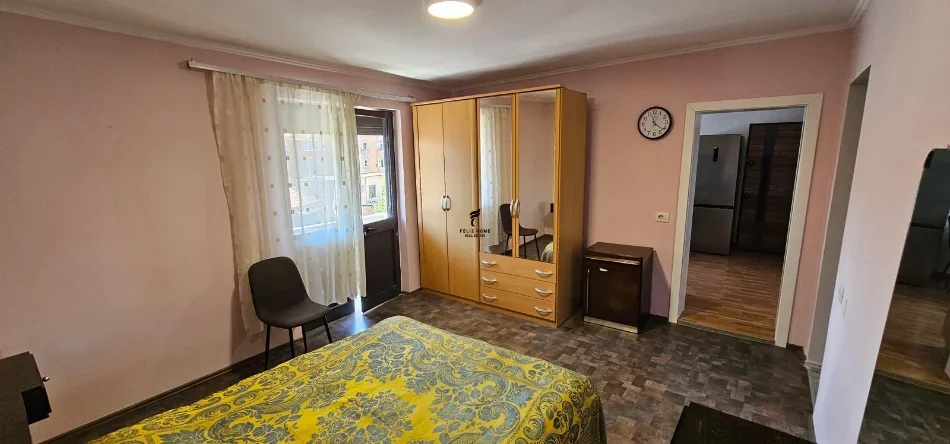 Tirane, jepet me qera apartament 1+1 Kati 4, 60 m² 500 € (RRUGA ELBASANIT)