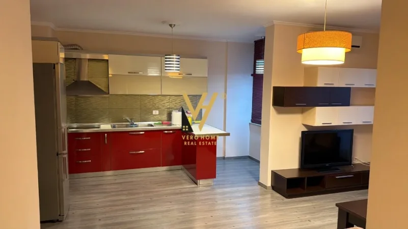 Tirane, jepet me qera apartament 2+1+Ballkon Kati 4, 100 m² 1.000 € (RRUGA MARKO BOCARI)