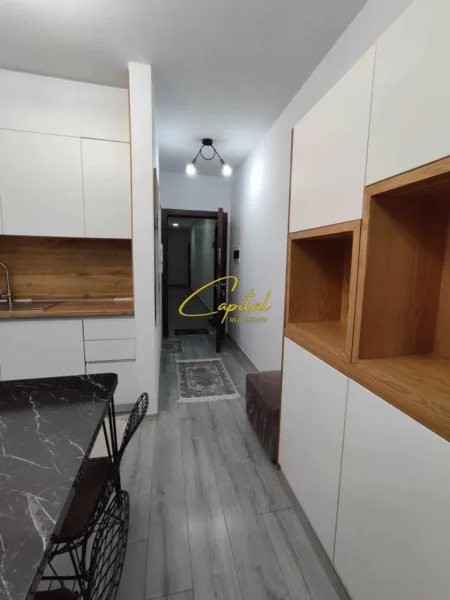 Tirane, jepet me qera apartament 1+1 Kati 1, 51 m² 470 € (SPITALI AMERIKAN 3)