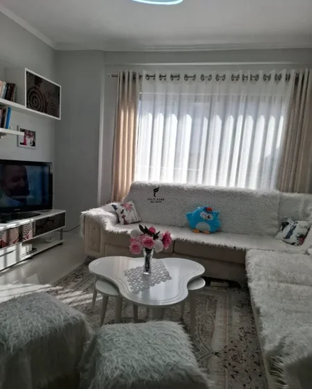 Tirane, shitet apartament 3+1 Kati 5, 134 m² 220.000 € (ASTIR)