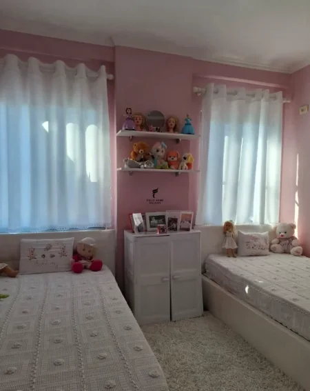 Tirane, shitet apartament 3+1 Kati 5, 134 m² 220.000 € (ASTIR)