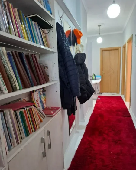 Tirane, shitet apartament 3+1 Kati 5, 134 m² 220.000 € (ASTIR)