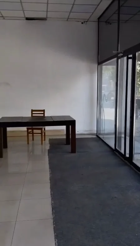 Tirane, jepet me qera ambjent biznesi Kati 0, 400 m² 4.000 € (Misto Mame)