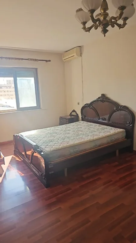 Tirane, jepet me qera apartament 2+1 Kati 5, 83 m² 600 € (Apartament 21 Me Qerarr Fortuzi)