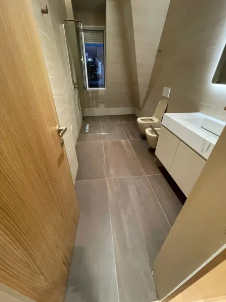 Tirane, jepet me qera apartament 2+1 Kati 3, 120 m² 2.000 € (Joy Residence, Rruga Rezervat e Shtetit)