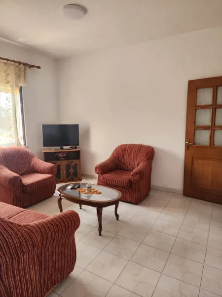 Tirane, shitet apartament 1+1+Aneks+Ballkon Kati 6, 61 m² 140.000 € (rruga e elbasanit , drejtoria e higjenes , ambasada amerikane)