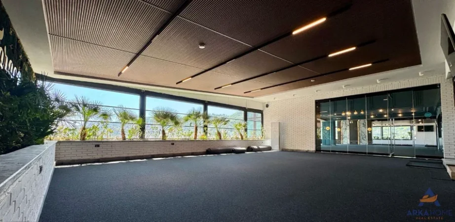 Tirane, jepet me qera zyre Kati 9, 700 m² 10.000 € 