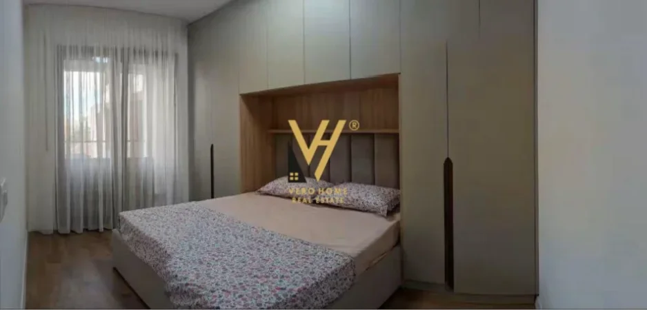 Tirane, jepet me qera apartament 2+1+Ballkon Kati 4, 80 m² 920 € (STADIUMI DINAMO)