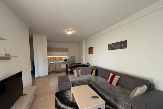 Tirane, jepet me qera apartament 1+1 Kati 4, 64 m² 700 € (Kopshti Zoologjik)