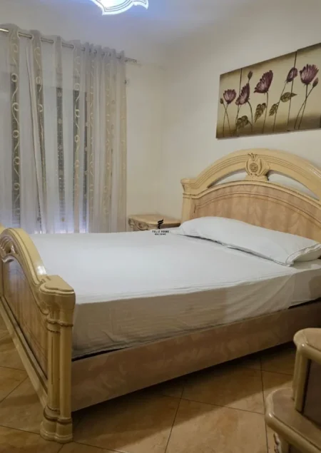 Tirane, jepet me qera apartament 2+1 Kati 3, 70 m² 650 € (KOPSHTI BOTANIK)