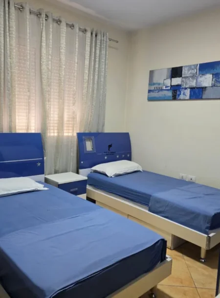 Tirane, jepet me qera apartament 2+1 Kati 3, 70 m² 650 € (KOPSHTI BOTANIK)