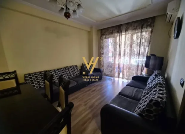 Tirane, jepet me qera apartament 2+1+Ballkon Kati 4, 100 m² 520 € (UNAZA E RE)