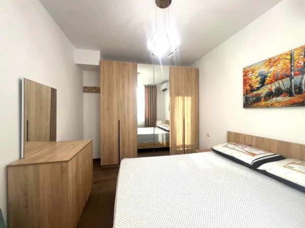 Tirane, jepet me qera garsonier Kati 9, 40 m² 600 € (sheshi willson)