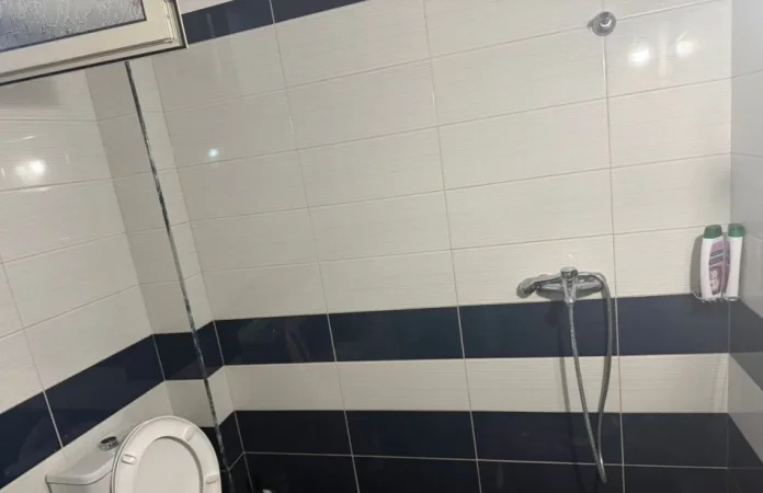 Tirane, jepet me qera apartament 2+1 Kati 1, 80 m² 430 € (Sauk)
